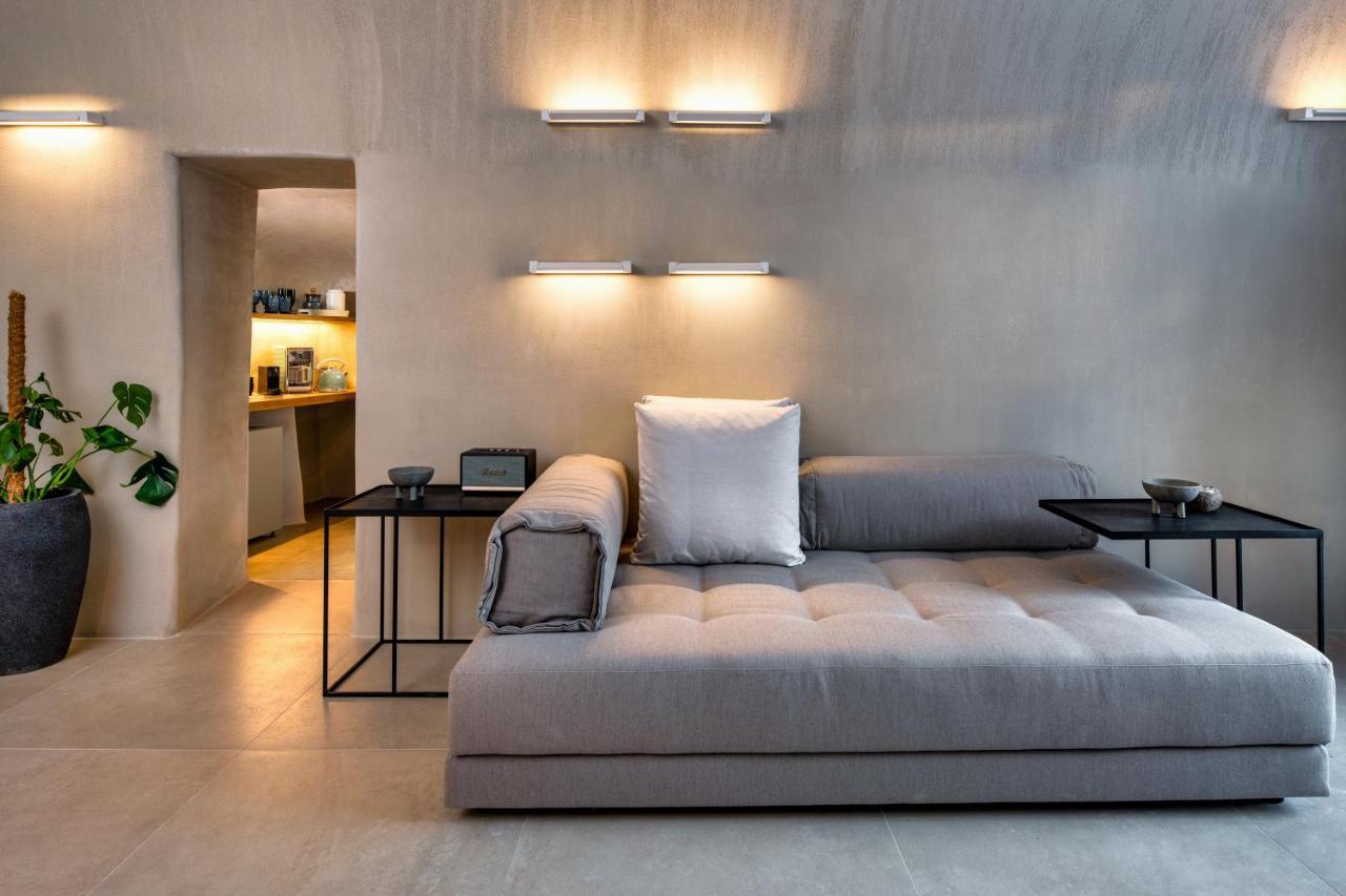 Iota Monocave By Thireon Villa Oía Exteriör bild